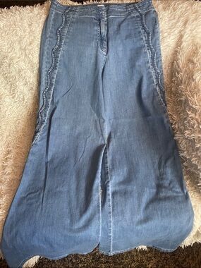 Anthropologie Maeve Scalloped Detail Wide-Leg Trouser Jean